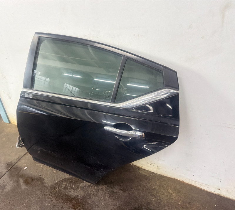 2019 - 2025 NISSAN ALTIMA REAR LEFT DRIVER SIDE DOOR ASSEMBLY OEM BLACK