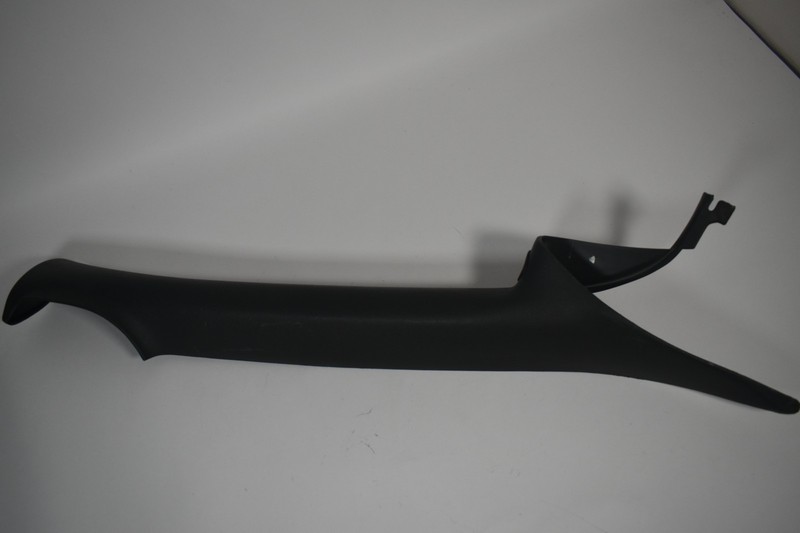 1993-2002 CAMARO FIREBIRD TOP A PILLAR TRIM RH PASSENGER GRAPHITE *USED*