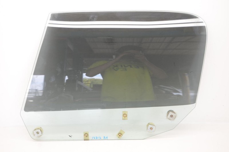 99-05 Mazda Mx-5 Miata NB Passenger Right Front Door Window Glass