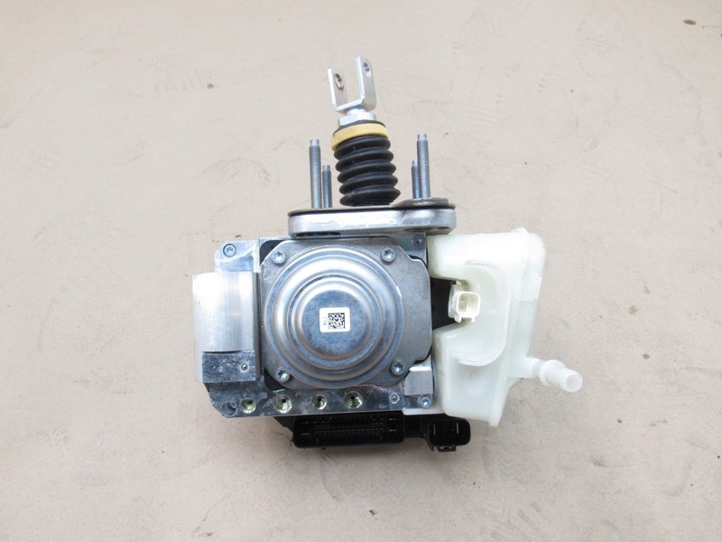 Lincoln Aviator 2021 Brake Booster Master Cylinder Tank Reservoir 19-25 *