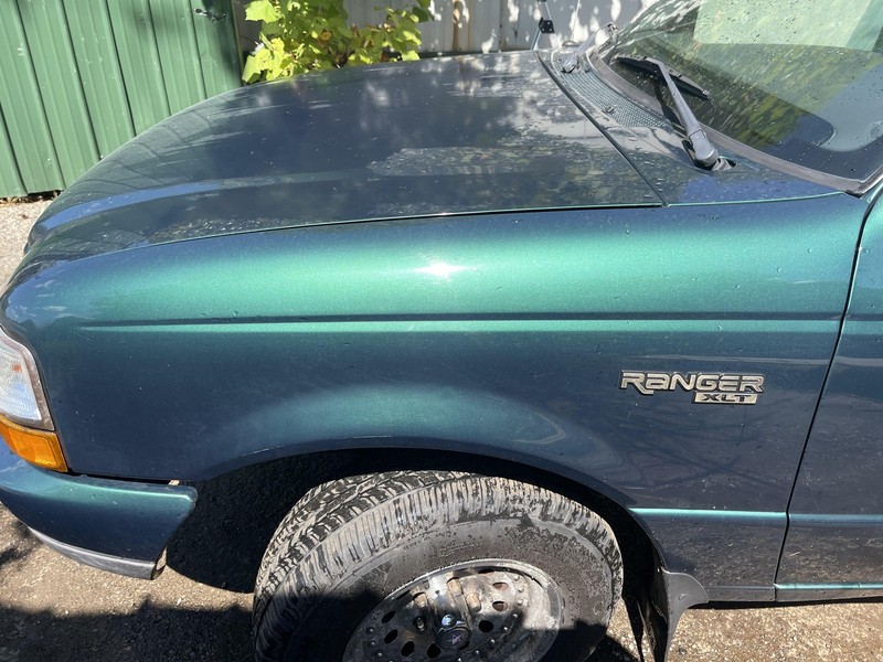 1998 - 2003 Ford Ranger Front Driver Left Fender Assembly Green SU