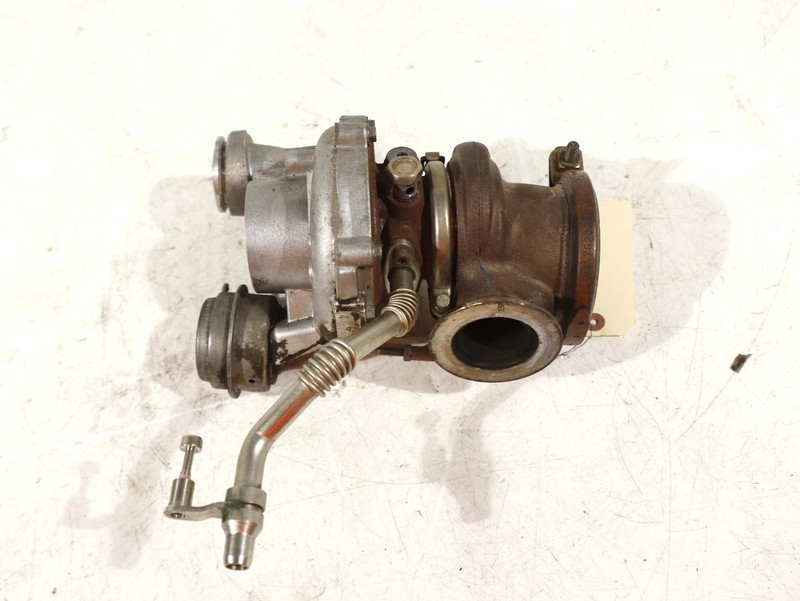 BMW 550i 650i 750i X5 X6 xDrive50i 4.4 N63TU Right Turbocharger 7605794 OEM