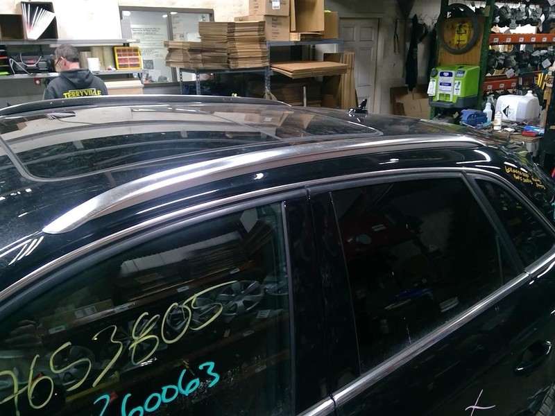 Q3 2015-2018 Left Luggage Rack 1755817