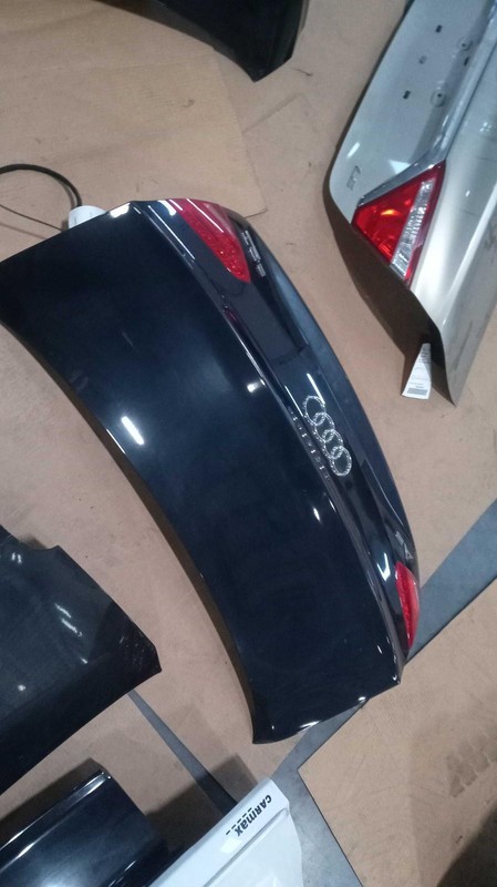2012 AUDI A5 Deck Lid Trunk Lid OEM Genuine Used 181K Miles 5N0827566AA