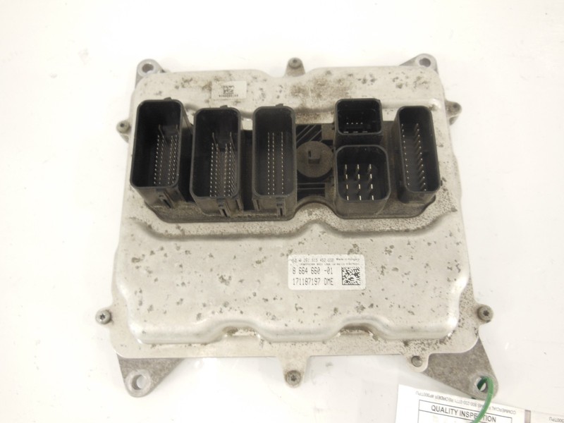 2014-2018 BMW 320i Engine Control Module ECU Gas MEVD172P Type OEM