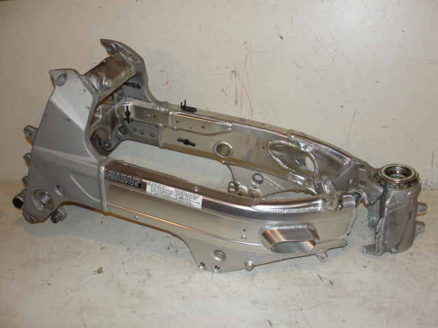 1999 SUZUKI TL 1000 R MAIN FRAME CHASSIS BODY TL1000 TL1000R 99