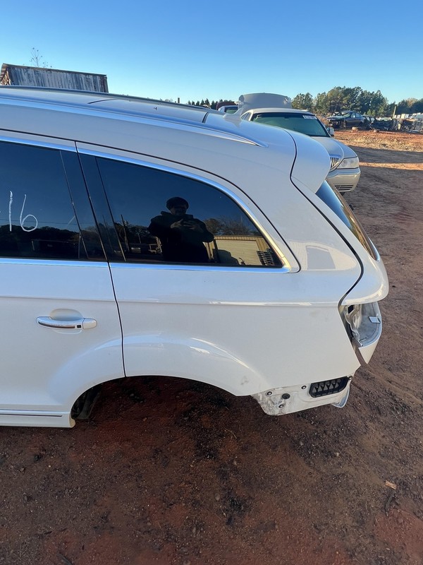 2007-2015 AUDI Q7 REAR LEFT DRIVER SIDE QUARTER PANEL SECTIONAL CUT