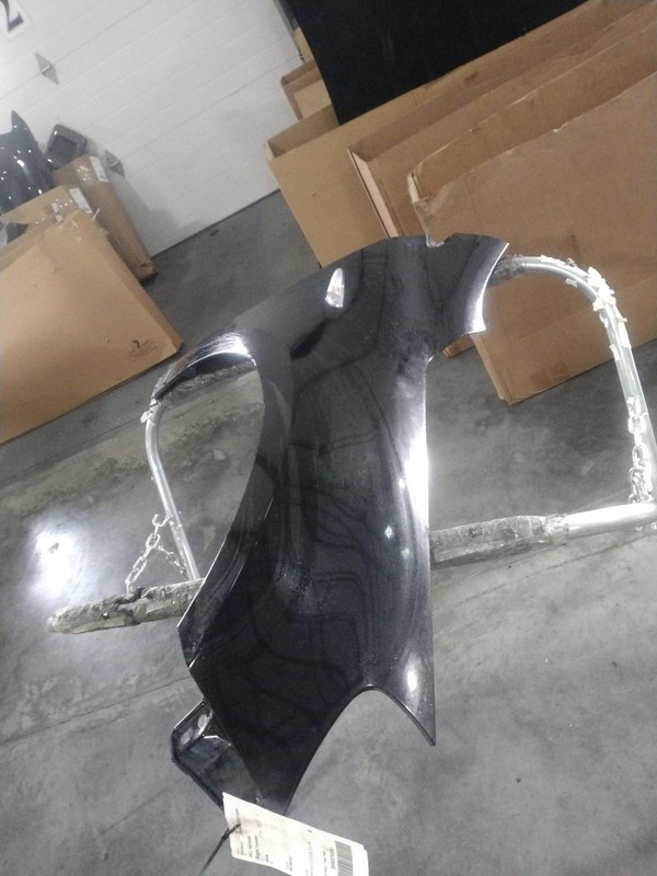 2011 Suzuki Kizashi Right Fender Black Good Condition 401099 79K Miles