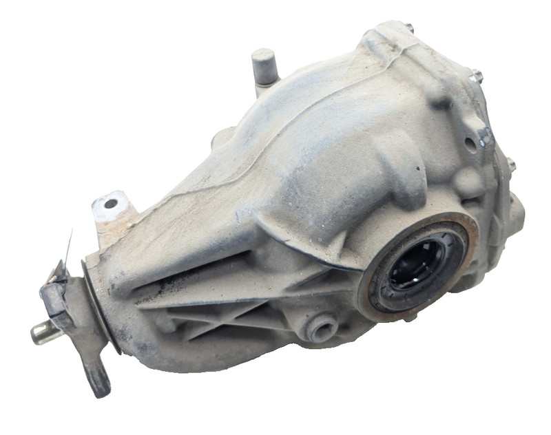 Mercedes W203 C230 Rear Differential Carrier Transmission 3.46 Ratio