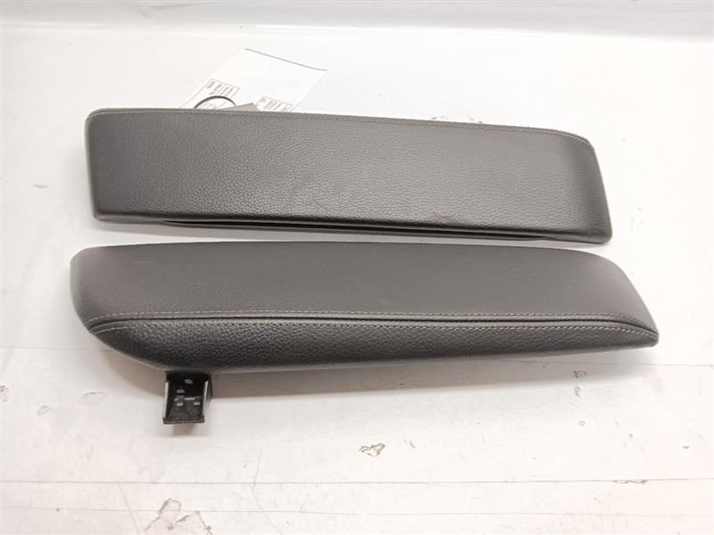 17-20 BMW G30 530i 540i M550i Center Console Arm Rest Cover Lid Black