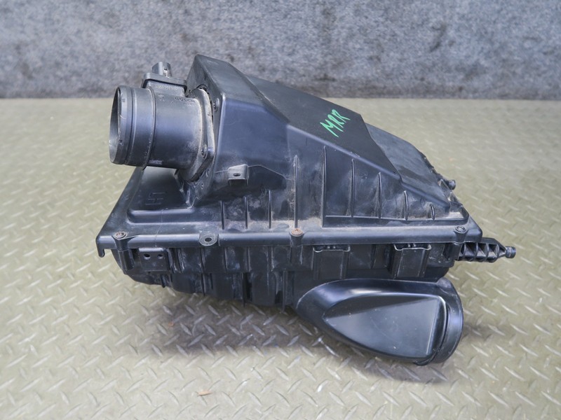 14-17 RANGE ROVER SPORT L494 3.0L LEFT AIR INTAKE CLEANER FILTER BOX W SENSOR