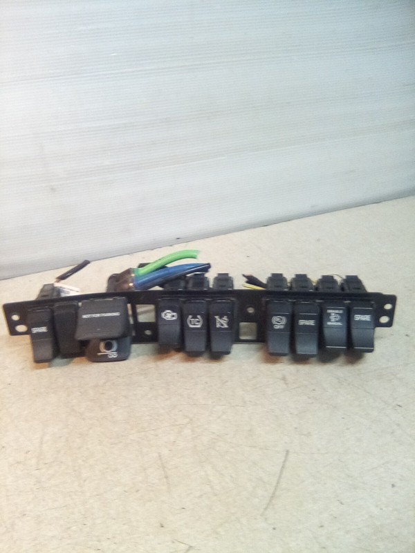 2018 Kenworth T680 Paccar S67-1034 Switch Panel
