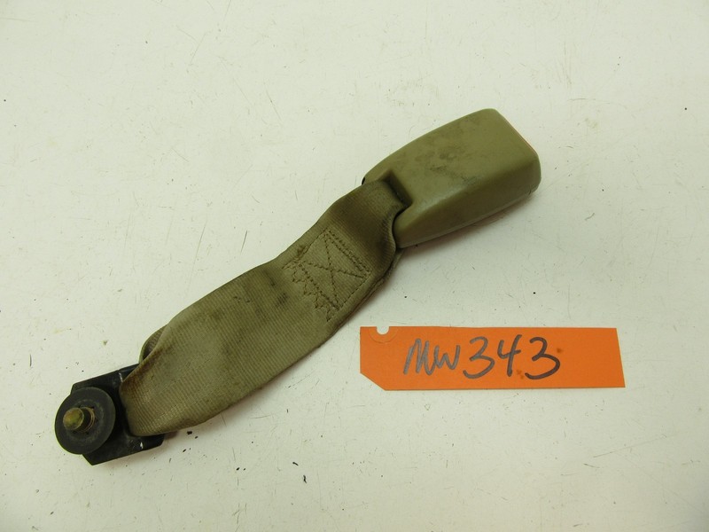 SEAT BELT BUCKLE REAR BACK LATCH LEFT RIGHT TAN L LH LR R RH RR for 98 99 ALTIMA
