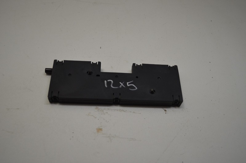07 - 13 BMW E70 X5 ANTENNA AMPLIFIER DIVERSITY MODULE OEM