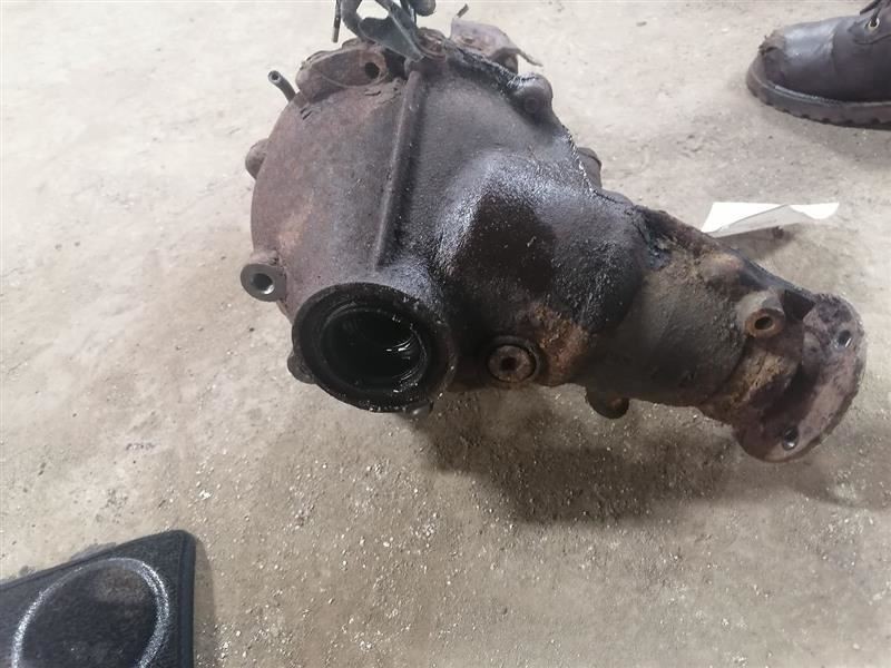 Differential Carrier Front Axle 4.0L 1GRFE Engine 6 Cylinder Fits 03-20 4 RUNNER