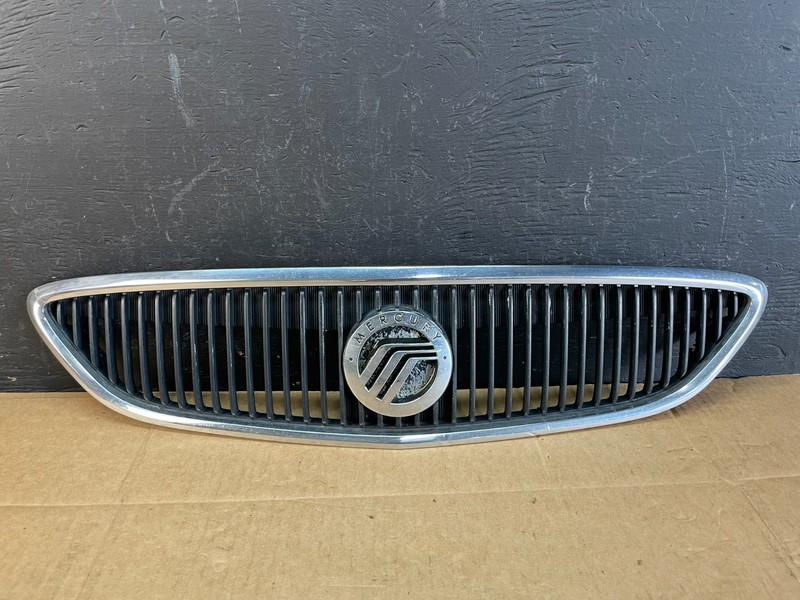 2000 to 2003 Mercury Sable Front Upper Grille Grill ac5137 DG
