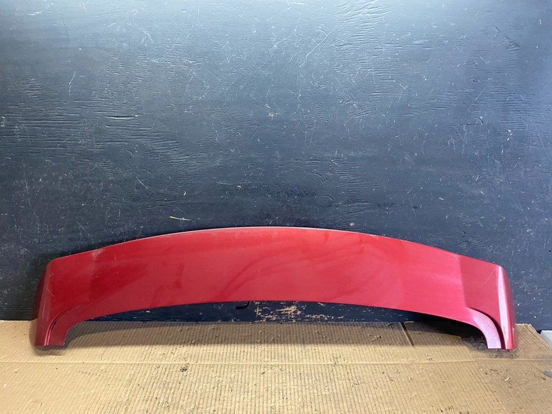 2013 to 2018 Hyundai Santa Fe Rear Spoiler W/3rd Brake Light Oem T6787 DG