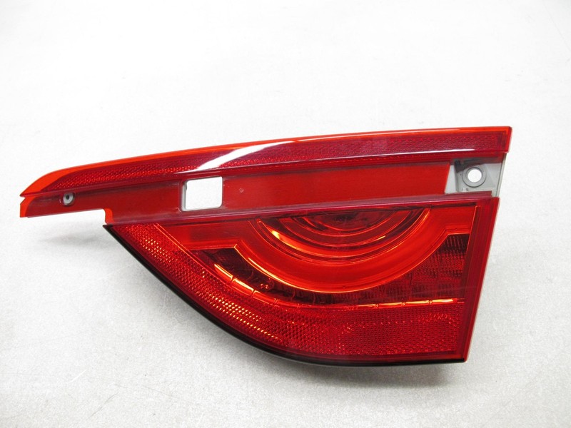 16-20 JAGUAR X260 XF SEDAN INNER TRUNK MOUNTED TAIL LIGHT LAMP RIGHT OEM 121124B