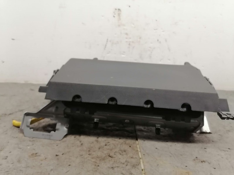 Driver Left Air Bag Driver Knee Fits 18-23 XV CROSSTREK 1580747