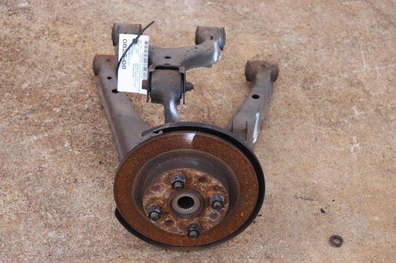 1990-1993 MAZDA MX-5 MIATA RWD REAR LEFT SPINDLE KNUCKLE HUBOEM