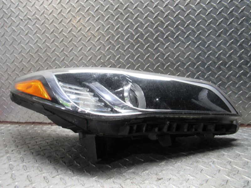 16 17 HYUNDAI SONATA RIGHT PASSENGER FRONT HEADLIGHT LAMP US BUILT ,HALOGEN