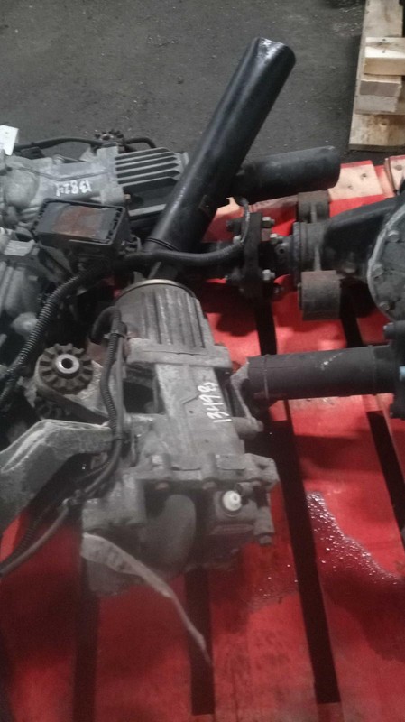 2012 Mitsubishi Outlander Differential Carrier Assembly 4WD 136K Miles OEM