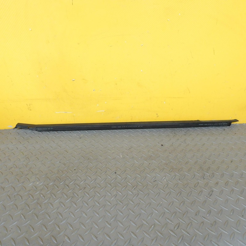 2020-2022 RANGE ROVER EVOQUE OUTER WINDOW SEAL STRIP REAR LEFT SIDE K8D2-246A33