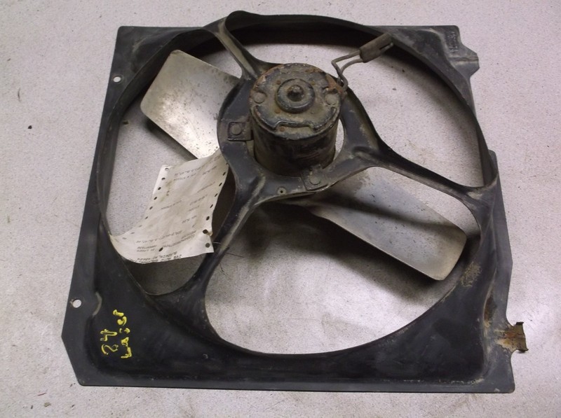 1984 Laser Chrysler Plymouth Dodge Fan Motor and Blade 4266374 4266282