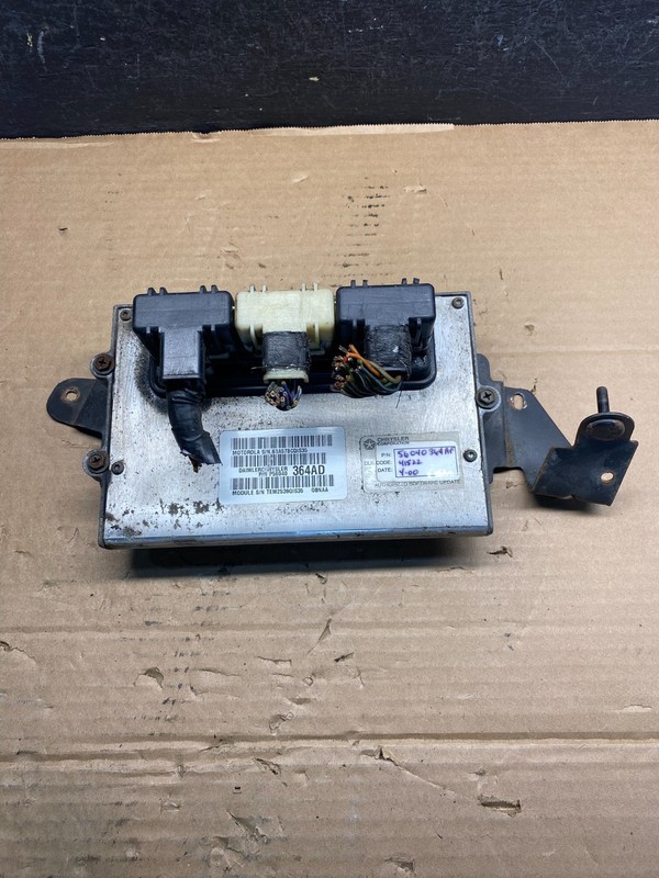 2000 Dodge Durango 4.7LEngine Computer Module ECU PCM p56040364AD ad7630 DG