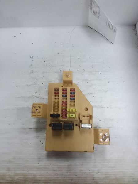 Fuse Junction Box Cabin 2002 Dodge Dakota 56038589AM