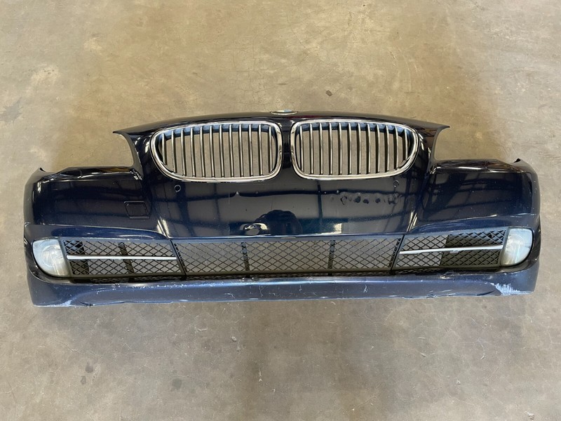 2011-2013 BMW 528i 535i 550i BASE FRONT BUMPER COVER ASSEMBLY W/SENSORS OEM