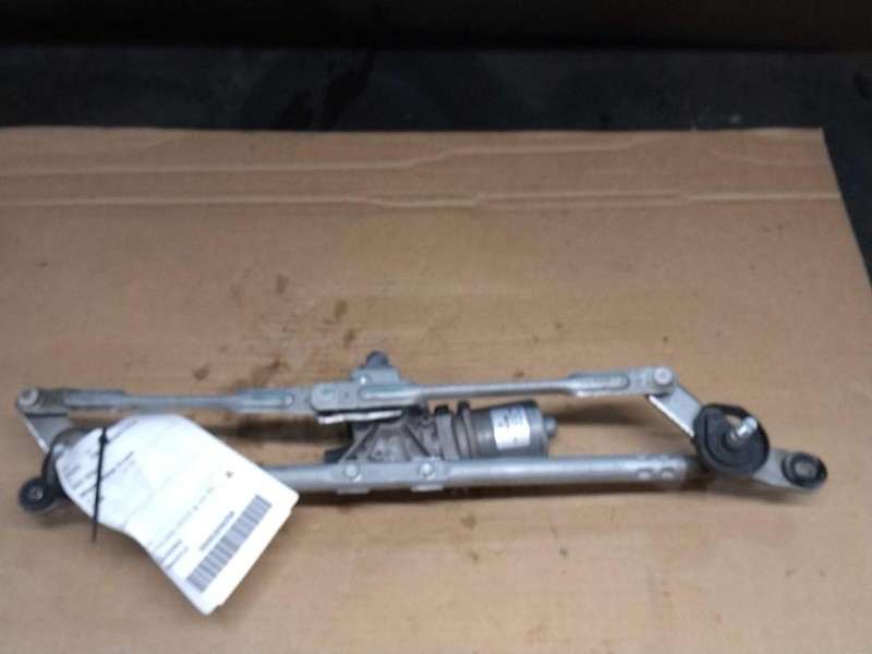 Used Windshield Wiper Motor fits: 2022 Hyundai VenueGrade A
