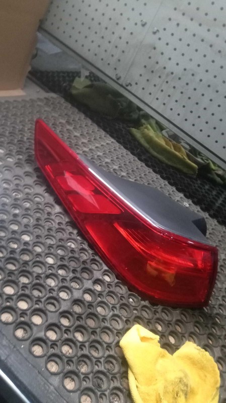 Used Left Tail Light Assembly fits: 2015 Kia Optima Korea built incandescent qua