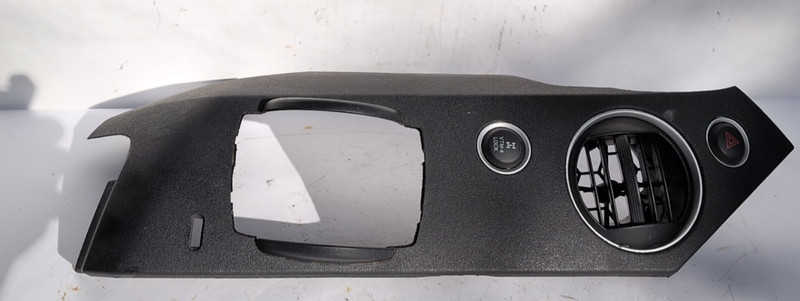 2009-2011 Honda Pilot Left Side Vent Dash Center Panel Bezel Trim 77255-SZA OEM