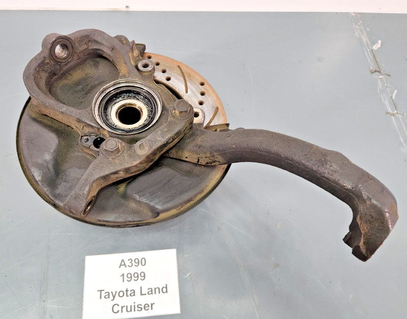 ✅ 98-07 OEM Toyota Land Cruiser J100 Front Left Driver Side Spindle Knuckle Hub