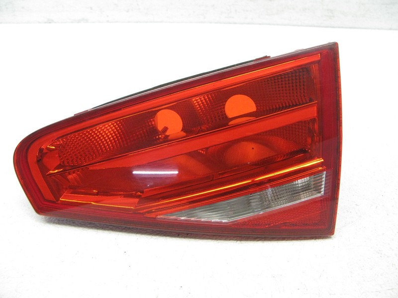 13-16 AUDI B8 A4 S4 SEDAN REAR RIGHT TRUNK MOUNTED TAIL LIGHT OEM 092523