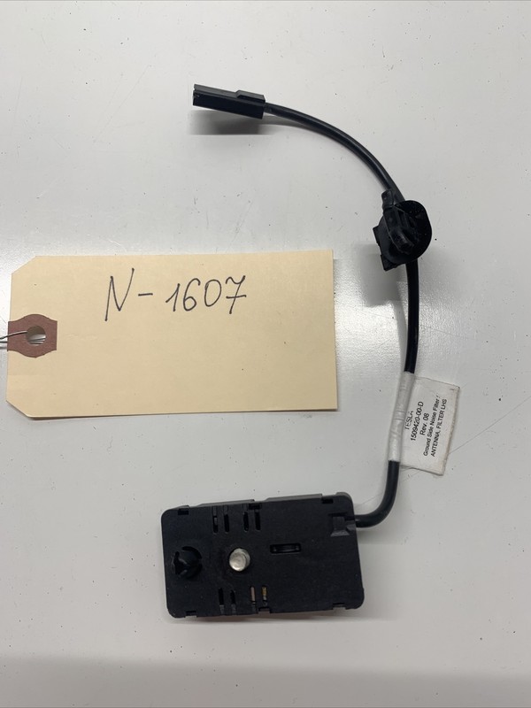 17-22 TESLA MODEL Y/3 ANTENNA SIGNAL NOISE FILTER AMPLIFIER OEM 1607 B136