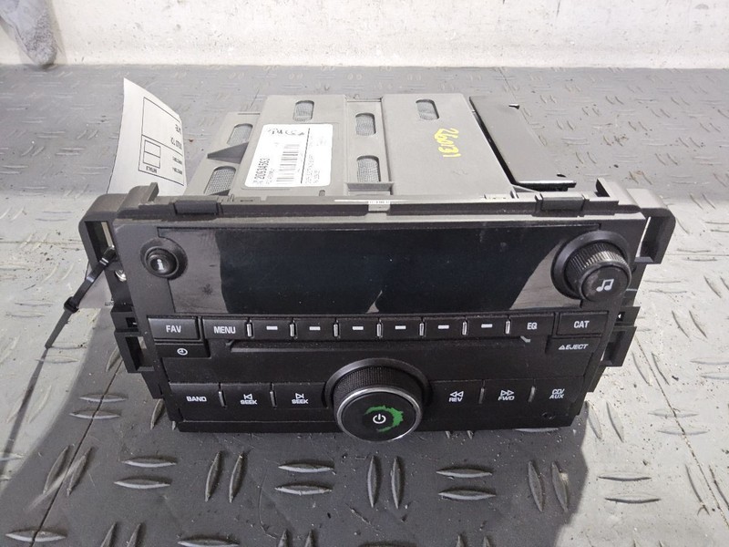 2010-2013 Chevy Silverado Radio AM FM Stereo CD MP3 USB opt UUI