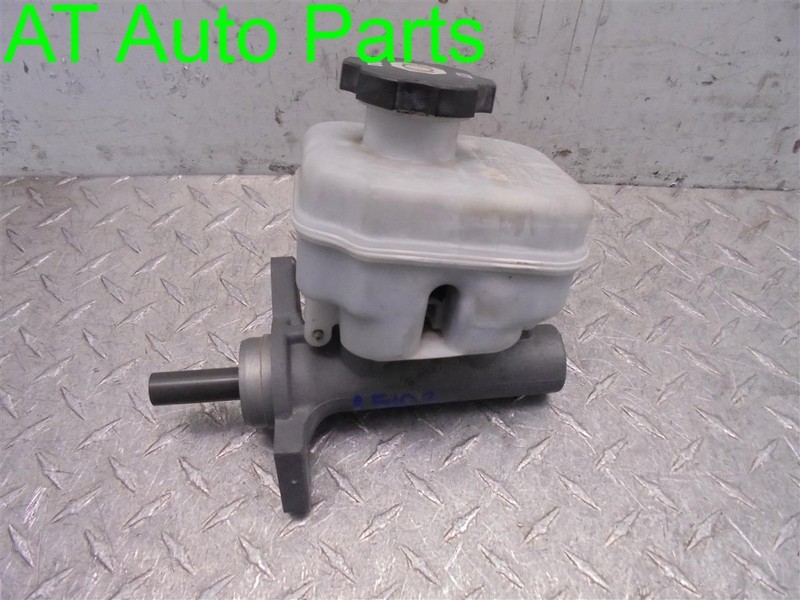 2004-2008 CHEVY COLORADO GMC CANYON BRAKE MASTER CYLINDER ASSM OEM 19209275