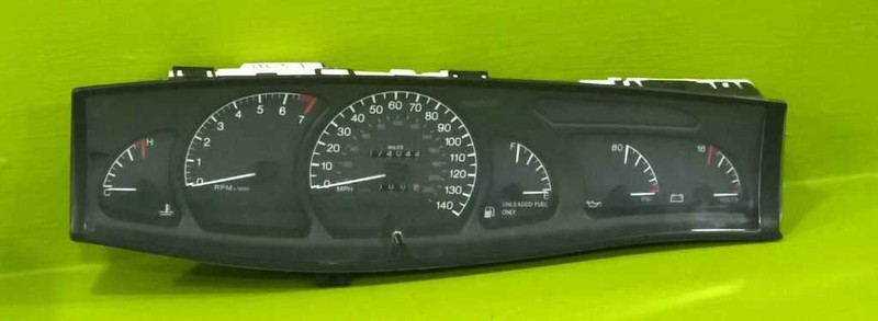 98 CADILLAC CATERA 3.0L AT SPEEDOMETER CLUSTER 174K MILES OEM 1163-1