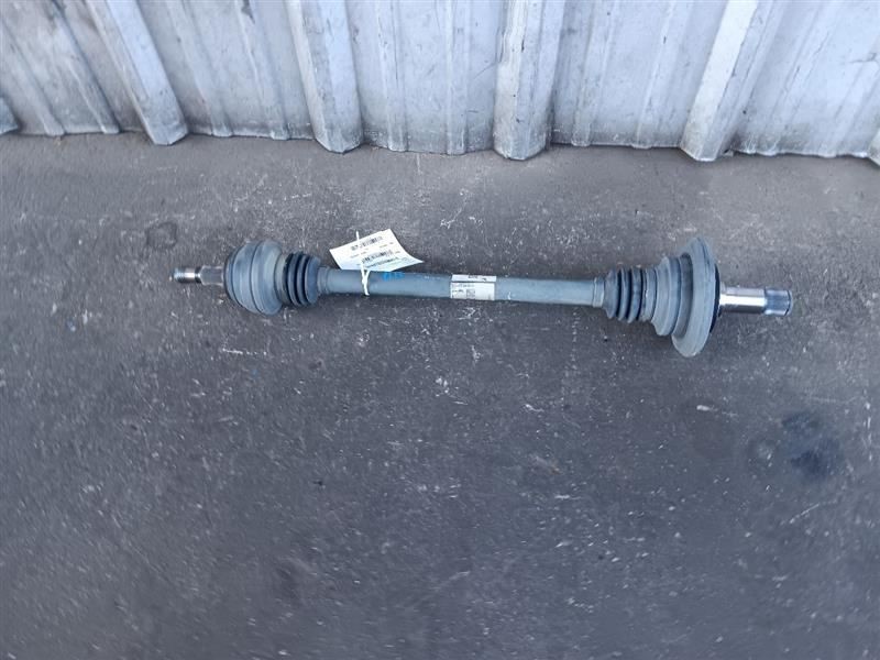2018 Mercedes GLC300 Right Rear Axle Shaft CV Drive 2133502511