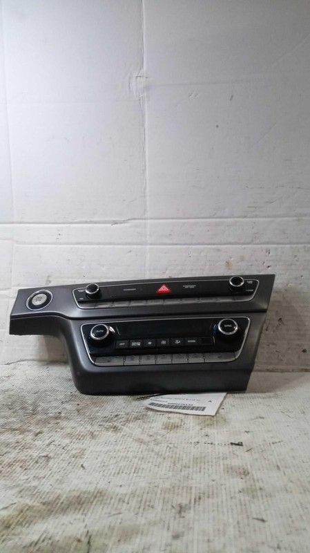 2019 Hyundai Sonata A/C Selector Switch OEM Black 97250CE6CA0 77K Miles