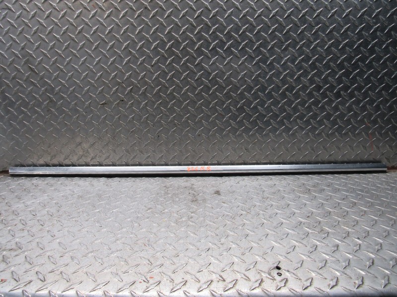 2015 CHEVROLET IMPALA RIGHT PASSENGER REAR DOOR MOLDING TRIM