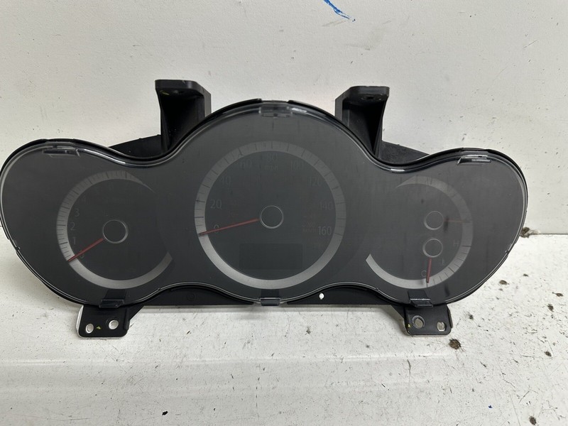 2009-2010 Kia Optima 2.4 AT Cluster Speedometer tach gauges instrument panel 67k
