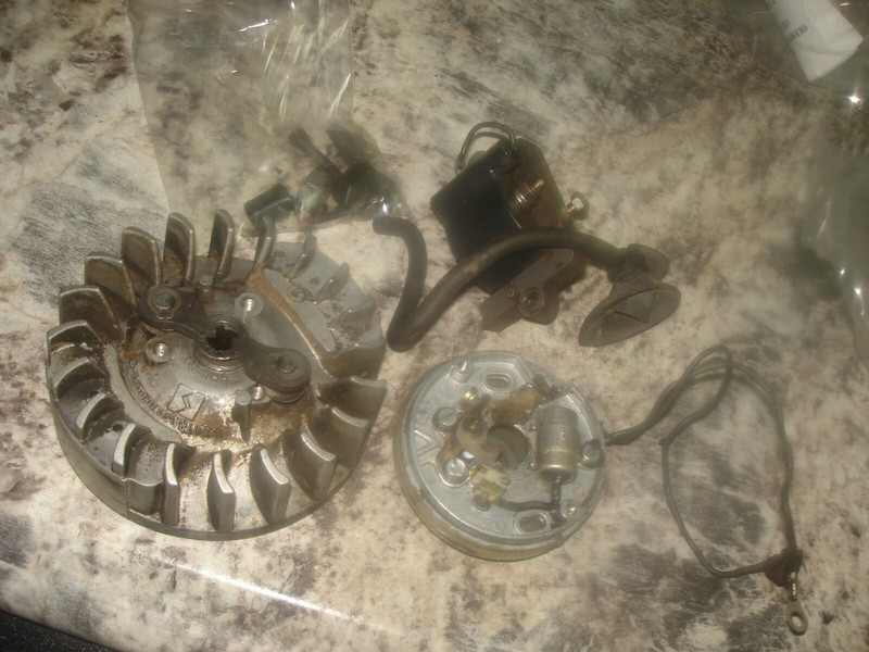 Olympic 252 coil and flywheel chainsaw part only bin 529
