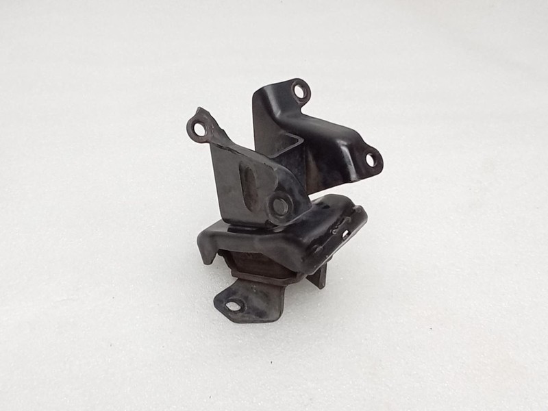 4 RUNNER2000 Engine Mounts 74182
