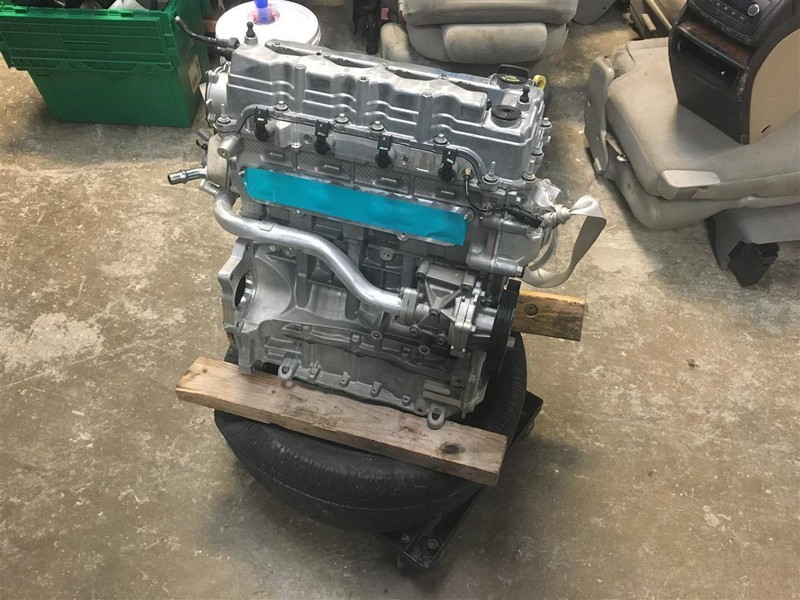 2014 - 2016 CHEROKEE DART 2.4L 4X4 PZEV VIN B ENGINE MOTOR VERY LOW MILES OEM