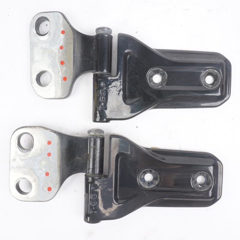 2018 - 2026 Jeep Wrangler Rear Right Side Door Hinge Upper & Lower Black OEM