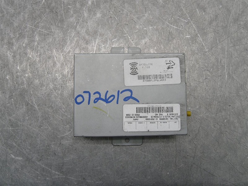 08 09 10 SATURN VUE 28K MILES SATELLITE RECIEVER OPT U2K OEM 2591235