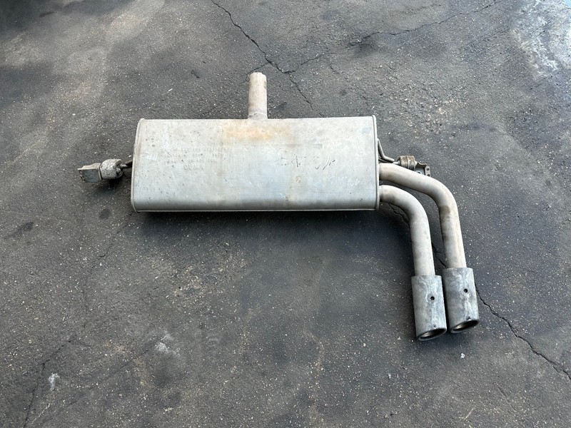 17-18 Audi A3 S3 Sedan REAR ENGINE EXHAUST SYSTEM PIPE RESONATOR MUFFLER OEM